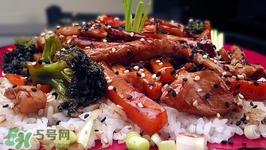 黑芝麻可以生吃嗎?黑芝麻生吃好嗎 黑芝麻可以生吃嗎?黑芝麻生吃好嗎