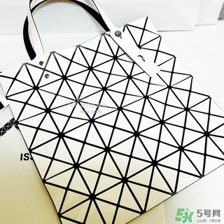 三宅一生包包真假 三宅一生包包真假鑒別 三宅一生包包真假 三宅一生包包真假鑒別