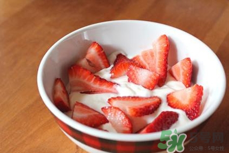 母乳可以做酸奶嗎？母乳也能制酸奶嗎？