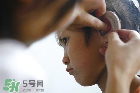 突發(fā)性失聰是什么病?突發(fā)性失聰?shù)陌Y狀是什么 突發(fā)性失聰是什么病?突發(fā)性失聰?shù)陌Y狀是什么