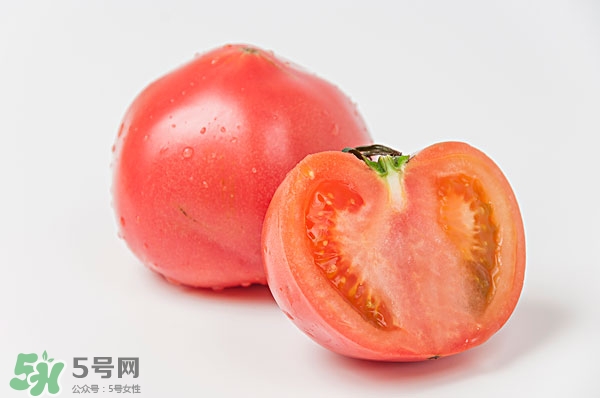 西紅柿皮有營(yíng)養(yǎng)嗎?西紅柿皮的營(yíng)養(yǎng)價(jià)值 西紅柿皮有營(yíng)養(yǎng)嗎?西紅柿皮的營(yíng)養(yǎng)價(jià)值