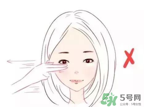 護膚品正確使用手法 別再錯誤護膚啦 護膚品正確使用手法 別再錯誤護膚啦