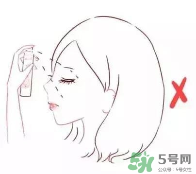 護膚品正確使用手法 別再錯誤護膚啦 護膚品正確使用手法 別再錯誤護膚啦