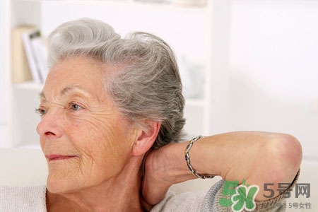 老年人免疫力低下吃什么好？老人免疫力低下吃什么好？