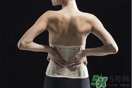 腰間盤突出者如何健身？腰間盤突出不適合哪些運動？