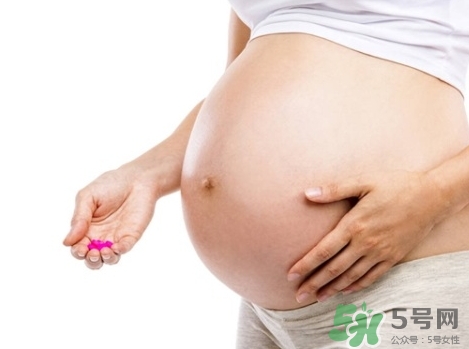 懷孕5個(gè)月肚臍眼疼是怎么回事?是什么原因? 懷孕5個(gè)月肚臍眼疼是怎么回事?是什么原因?
