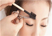 眉毛是拔好還是刮好?拔眉毛后眉毛還會(huì)長嗎?