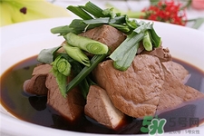 青蒜的營養(yǎng)價值 青蒜的功效與作用 青蒜的營養(yǎng)價值 青蒜的功效與作用