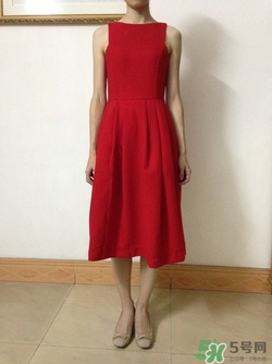 年會要穿禮服嗎？年會禮服搭配