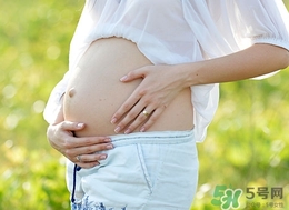 懷孕4個月手腫了是怎么回事?懷孕4個月手腫了正常嗎? 懷孕4個月手腫了是怎么回事?懷孕4個月手腫了正常嗎?