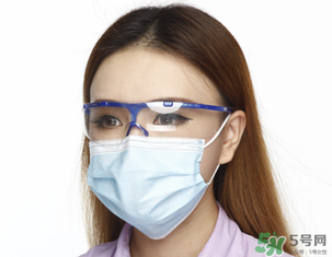 冬天戴口罩眼鏡起霧怎么辦？怎么戴口罩眼鏡不起霧？