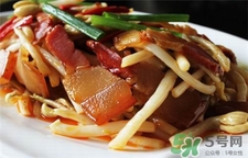 花生芽的營養(yǎng)價(jià)值 花生芽的功效與作用 花生芽的營養(yǎng)價(jià)值 花生芽的功效與作用