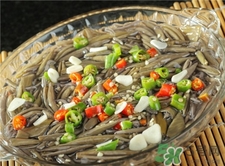 莼菜的營養(yǎng)價(jià)值 莼菜的功效與作用 莼菜的營養(yǎng)價(jià)值 莼菜的功效與作用