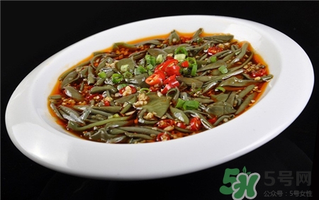 莼菜的營養(yǎng)價(jià)值 莼菜的功效與作用 莼菜的營養(yǎng)價(jià)值 莼菜的功效與作用