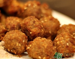 肉丸子怎么做有彈性？肉圓子怎么做比較Q彈？