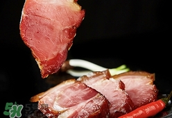 腌臘肉是先放酒還是先放鹽?腌臘肉可以放酒嗎? 腌臘肉是先放酒還是先放鹽?腌臘肉可以放酒嗎?