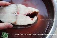 魚(yú)丸用什么粉？魚(yú)丸用面粉還是淀粉？