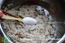 魚(yú)丸用什么粉？魚(yú)丸用面粉還是淀粉？