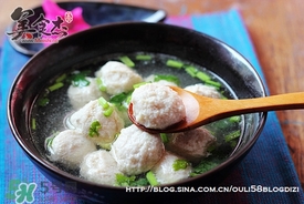 魚(yú)丸用什么粉？魚(yú)丸用面粉還是淀粉？