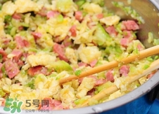 餃子餡水多了怎么辦?餃子餡水多了怎么補(bǔ)救? 餃子餡水多了怎么辦?餃子餡水多了怎么補(bǔ)救?