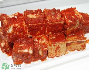 霉豆腐長紅霉還能吃嗎？霉豆腐為什么會長紅霉？