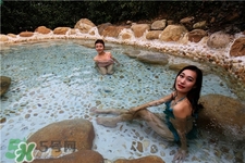 泡溫泉前要卸妝嗎?泡溫泉需要卸妝嗎? 泡溫泉前要卸妝嗎?泡溫泉需要卸妝嗎?