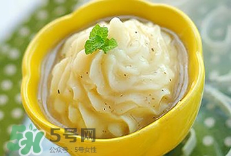 蘋果泥怎么做給寶寶吃?蘋果泥給寶寶吃多少好 蘋果泥怎么做給寶寶吃?蘋果泥給寶寶吃多少好