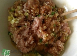 珍珠丸子可以用大米嗎？珍珠丸子用大米怎么做？