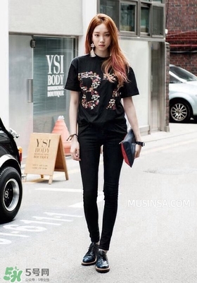 李圣經(jīng)的衣服什么牌子？李圣經(jīng)衣服同款