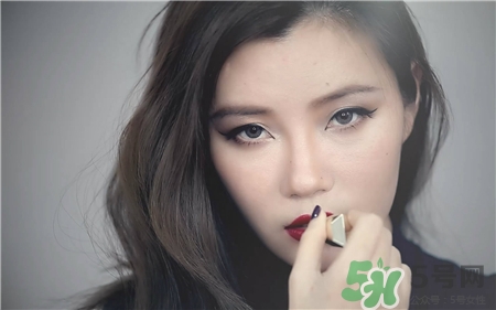 霧眉和粉黛眉哪個好?霧眉和粉黛眉的區(qū)別 霧眉和粉黛眉哪個好?霧眉和粉黛眉的區(qū)別