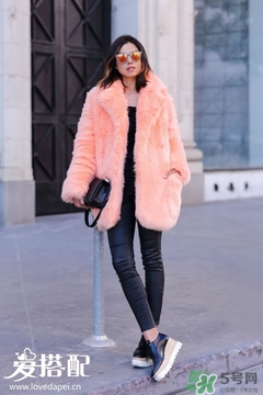 2017年流行什么大衣？2017年流行大衣顏色款式