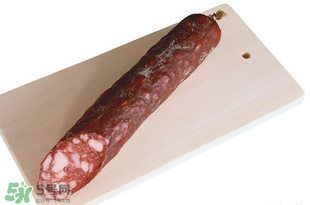 吃香腸會胖嗎？一根香腸的熱量