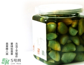 臘八蒜霉了可以吃嗎？發(fā)霉的大蒜可以腌制臘八蒜嗎？