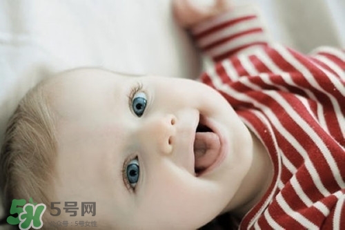 臉睡偏了怎么矯正?臉睡偏了怎么辦 臉睡偏了怎么矯正?臉睡偏了怎么辦