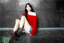 露肩毛衣穿什么打底?露肩毛衣里面穿什么? 露肩毛衣穿什么打底?露肩毛衣里面穿什么?