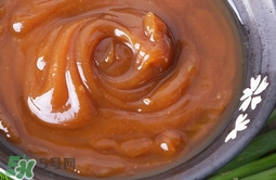 花生醬的營養(yǎng)價值 花生醬的功效與作用及做法 花生醬的營養(yǎng)價值 花生醬的功效與作用及做法