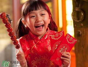 結(jié)婚第一年過年在哪過？結(jié)婚第一年在誰家過年？