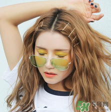 亞麻色卷發(fā)圖片_亞麻色卷發(fā)型圖 亞麻色卷發(fā)圖片_亞麻色卷發(fā)型圖