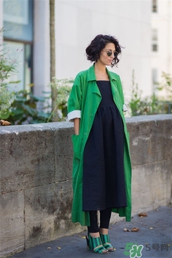 草綠色大衣怎么搭配？草綠色大衣穿衣搭配