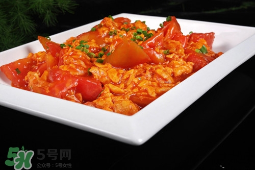 西紅柿炒蛋可以放糖嗎?放糖好吃嗎 西紅柿炒蛋可以放糖嗎?放糖好吃嗎