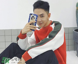 兩邊鏟掉的發(fā)型圖片_男生齊劉海兩邊鏟掉 兩邊鏟掉的發(fā)型圖片_男生齊劉海兩邊鏟掉