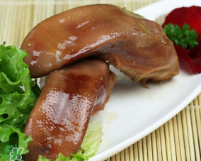 豬舌頭怎么腌制？腌豬舌頭要多久？