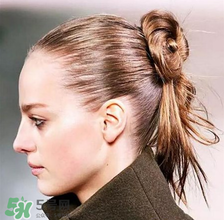 低發(fā)髻盤發(fā)圖解_低發(fā)髻的盤法 低發(fā)髻盤發(fā)圖解_低發(fā)髻的盤法