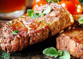 自己在家怎么腌牛排？自己在家腌制牛排需要什么材料？