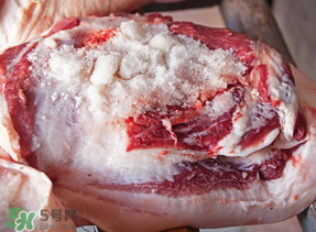 腌火腿放多少鹽？腌火腿放多少鹽合適？