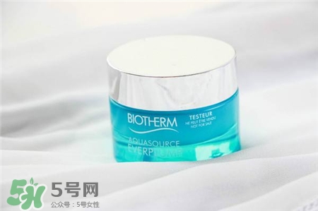 碧歐泉粉水含酒精嗎?碧歐泉粉色和綠色區(qū)別 碧歐泉粉水含酒精嗎?碧歐泉粉色和綠色區(qū)別