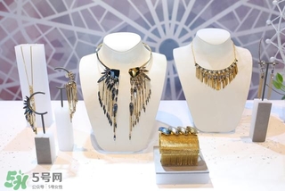 施華洛世奇2017春夏新款有哪些？施華洛世奇2017春夏新款多少錢？