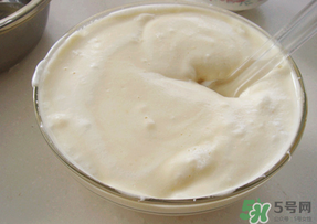 面糊用熱水還是涼水？面糊是用熱水調(diào)還是用涼水調(diào)？