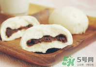 豆沙色指甲油推薦 豆沙色指甲油是什么樣的 豆沙色指甲油推薦 豆沙色指甲油是什么樣的