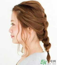 自己怎么編麻花馬尾_編麻花辮教程 自己怎么編麻花馬尾_編麻花辮教程